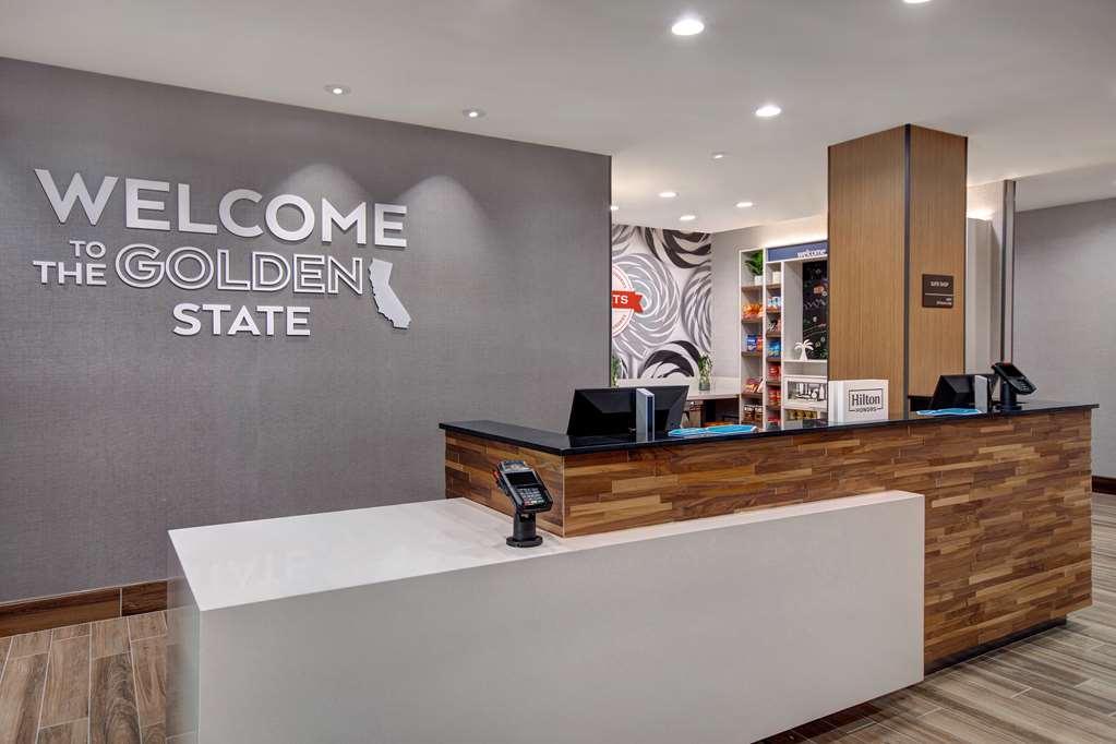 Hampton Inn & Suites Ontario Ранчо-Кукамонга Экстерьер фото