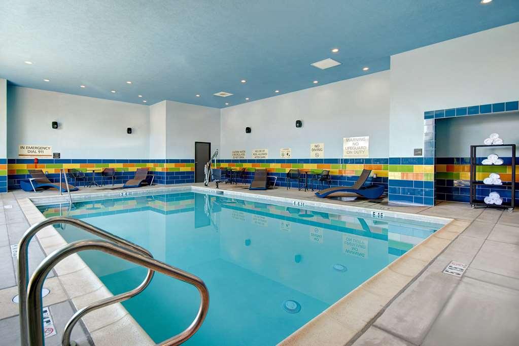 Hampton Inn & Suites Ontario Ранчо-Кукамонга Удобства фото