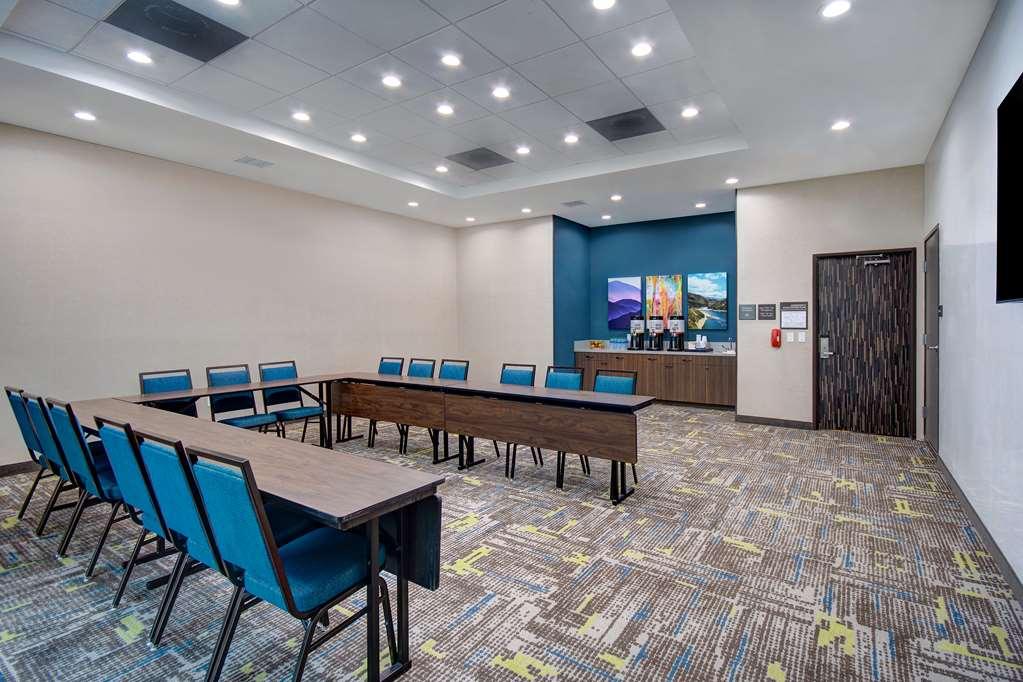 Hampton Inn & Suites Ontario Ранчо-Кукамонга Удобства фото